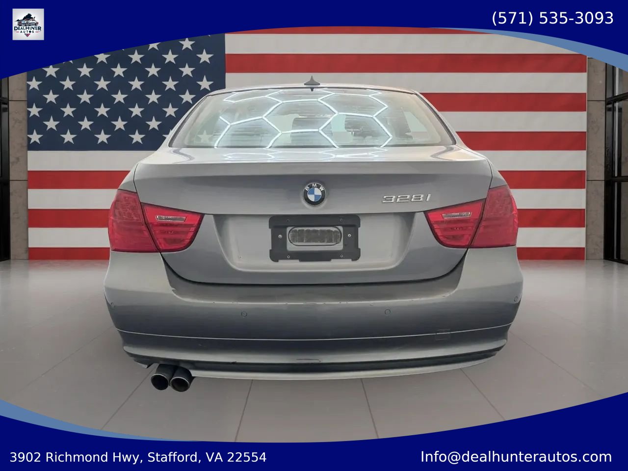 Used 2011 BMW 328i xDrive Sedan AWD/4WD image 4