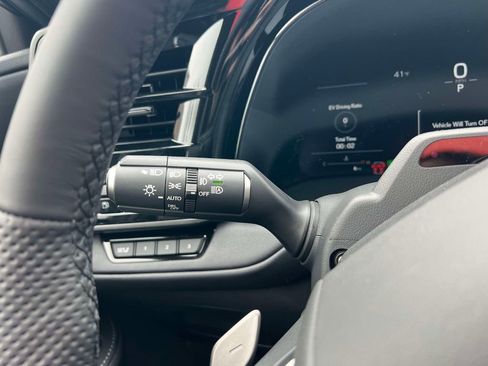 New 2026 Lexus TX 500h AWD image 22