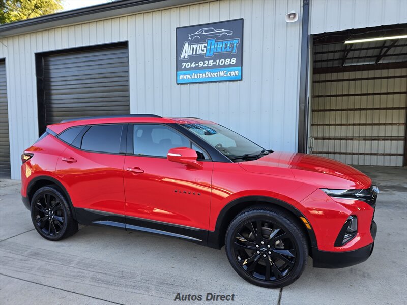 Used 2019 Chevrolet Blazer RS w/ Sun and Wheels Package FWD image 4