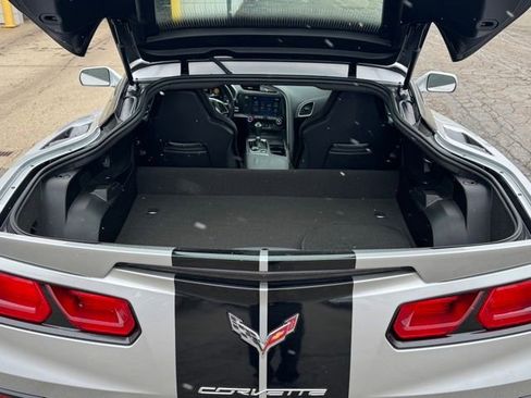 Used 2017 Chevrolet Corvette Stingray Coupe image 29