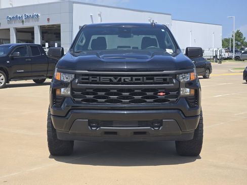 Used 2023 Chevrolet Silverado 1500 Custom AWD/4WD image 2