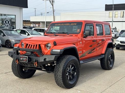 Used 2018 Jeep Wrangler Unlimited Sahara w/ Safety Group image 1