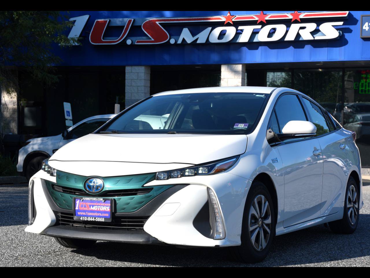 Used 2019 Toyota Prius Prime Plus FWD image 1