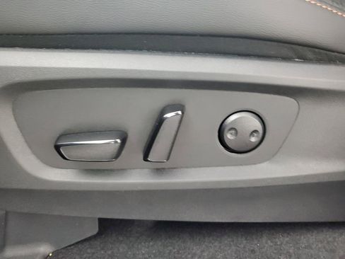 New 2025 Nissan Pathfinder Rock Creek image 28