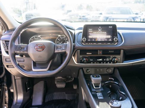 Used 2025 Nissan Rogue SV w/ Rock Creek Premium Package image 13