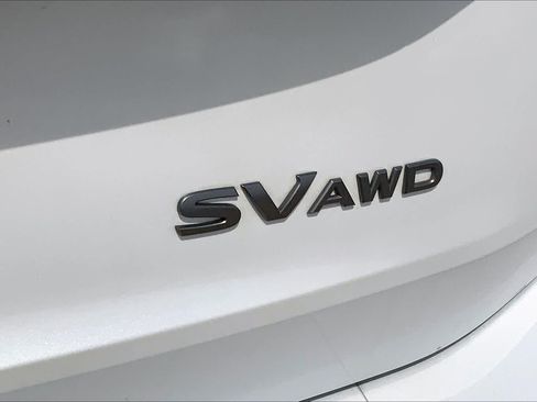 Used 2024 Nissan Rogue SV AWD/4WD image 10