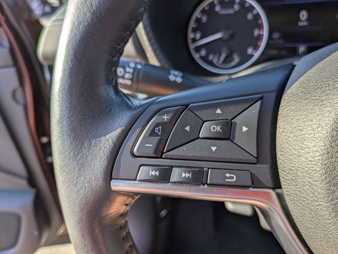 Used 2022 Nissan Sentra SV w/ All-Weather Package FWD image 18
