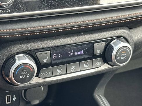 Used 2020 Nissan Kicks SR w/ SR Premium Package image 33