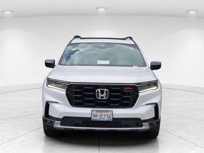 Used 2025 Honda Pilot TrailSport