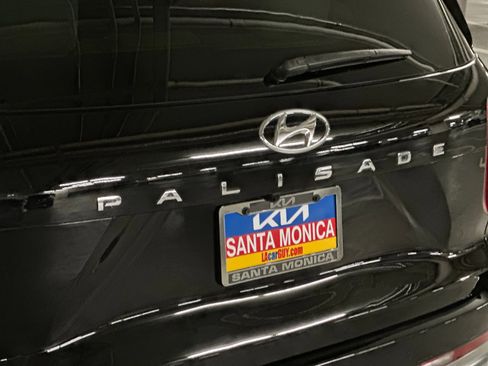Used 2023 Hyundai Palisade Calligraphy image 28
