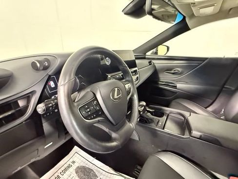 Certified 2023 Lexus ES 350 w/ Premium Package FWD image 9