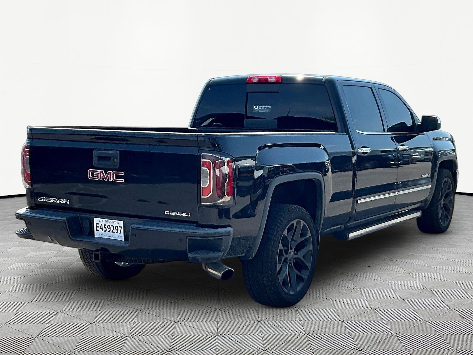 Used 2018 GMC Sierra 1500 Denali w/ Denali Ultimate Package AWD/4WD image 6