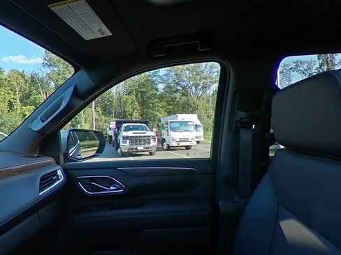 Used 2022 Chevrolet Tahoe LT AWD/4WD image 39