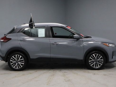 Certified 2023 Nissan Kicks SV image 13