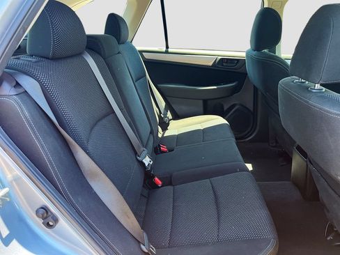 Used 2019 Subaru Outback 2.5i AWD/4WD image 24