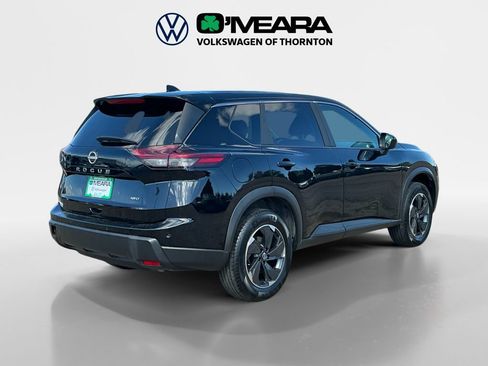 Used 2025 Nissan Rogue SV AWD/4WD image 5