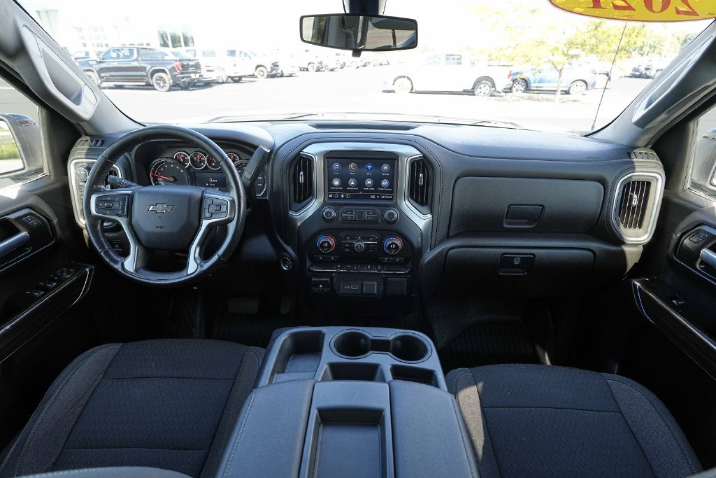 Used 2021 Chevrolet Silverado 1500 RST AWD/4WD image 31