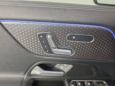 Used 2025 Mercedes-Benz GLA 250 4MATIC image 20