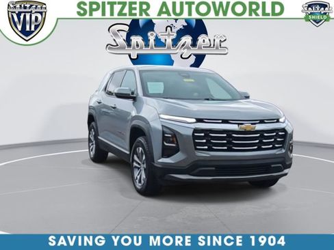 Used 2025 Chevrolet Equinox LT AWD/4WD image 3