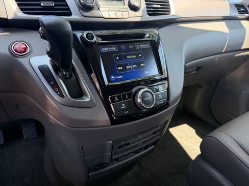 Used 2015 Honda Odyssey EX-L image 13