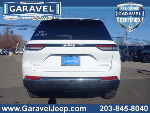 Used 2025 Jeep Grand Cherokee Limited image 6