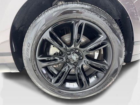 Used 2023 Land Rover Range Rover Velar R-Dynamic S image 38