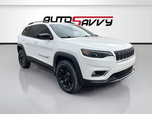 Used 2022 Jeep Cherokee Latitude w/ Trailer Tow Group AWD/4WD image 1