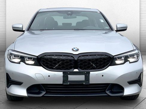 Used 2019 BMW 330i xDrive Sedan w/ Driving Assistance Package AWD/4WD image 2