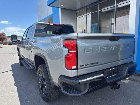 New 2026 Chevrolet Silverado 3500 LTZ w/ LTZ Plus Package AWD/4WD image 8
