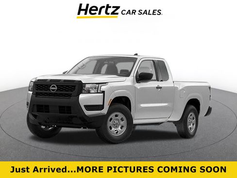 Used 2026 Nissan Frontier PRO-4X AWD/4WD image 1