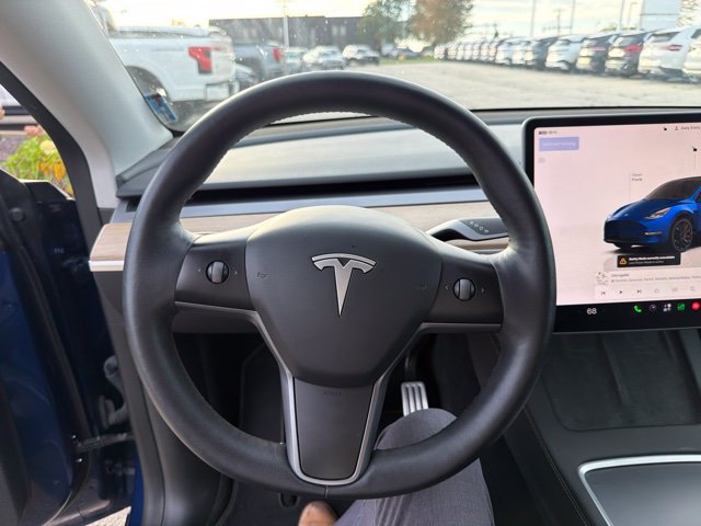Used 2023 Tesla Model Y Performance AWD/4WD image 13