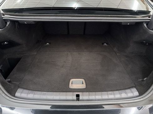 Used 2020 BMW 530e xDrive w/ M Sport Package image 25