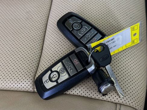 Used 2018 Ford F150 Lariat image 21