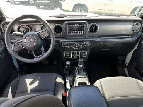 Used 2023 Jeep Wrangler Unlimited w/ Cold Weather Group AWD/4WD image 14