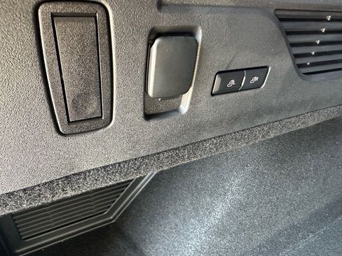 Used 2024 Lincoln Nautilus Reserve w/ Equipment Group 202A image 30