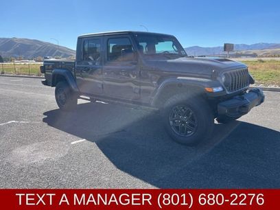 New 2025 Jeep Gladiator Sport