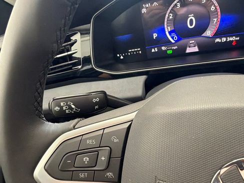 New 2026 Volkswagen Jetta SE FWD image 11
