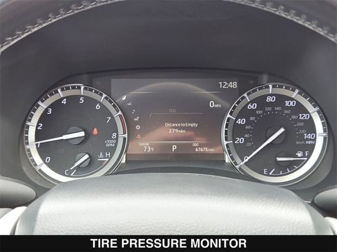 Used 2022 Toyota Highlander XLE image 25