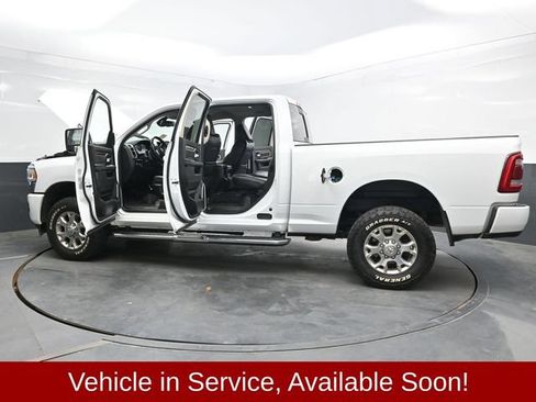 Used 2024 RAM 2500 Laramie AWD/4WD image 46