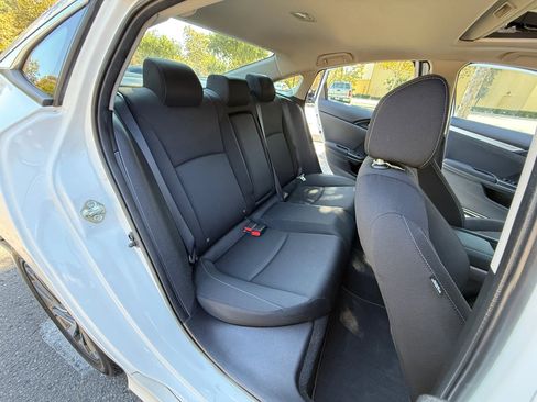 Used 2018 Honda Civic EX image 34