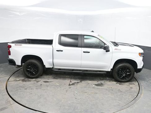 Used 2025 Chevrolet Silverado 1500 LT Trail Boss w/ Protection Package AWD/4WD image 31