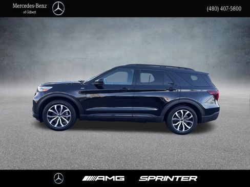 Used 2024 Ford Explorer ST-Line w/ Class IV Trailer Tow Package image 2