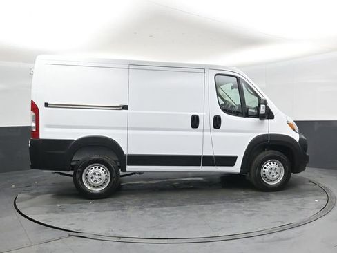 New 2026 RAM ProMaster 1500 w/ Convenience Group FWD image 2