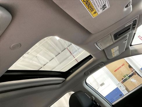 Used 2025 Honda CR-V EX image 21