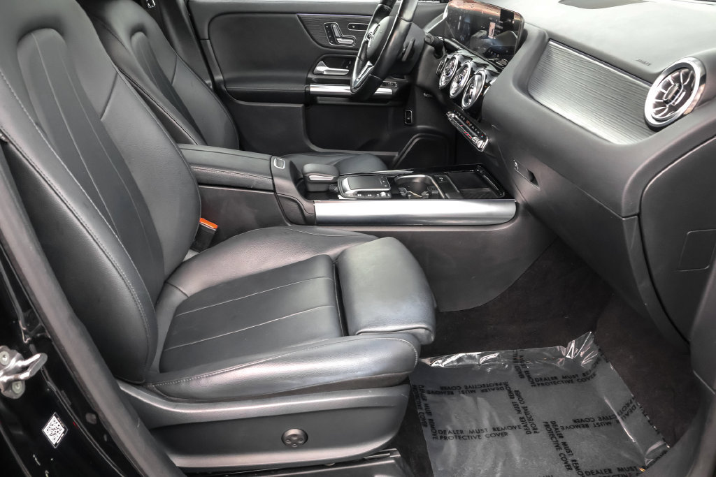 Used 2023 Mercedes-Benz GLA 250 4MATIC image 32
