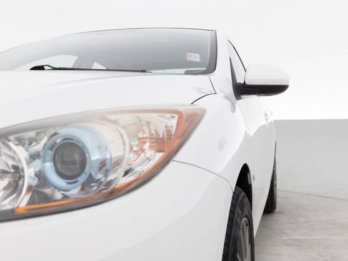 Used 2013 MAZDA MAZDA3 i Grand Touring FWD image 12