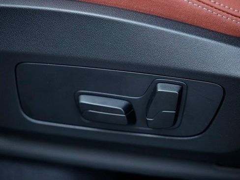 New 2026 BMW X1 xDrive28i w/ Technology Package image 22