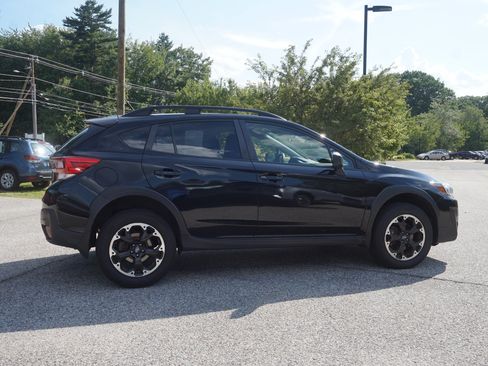 Used 2023 Subaru Crosstrek 2.0i AWD/4WD image 4