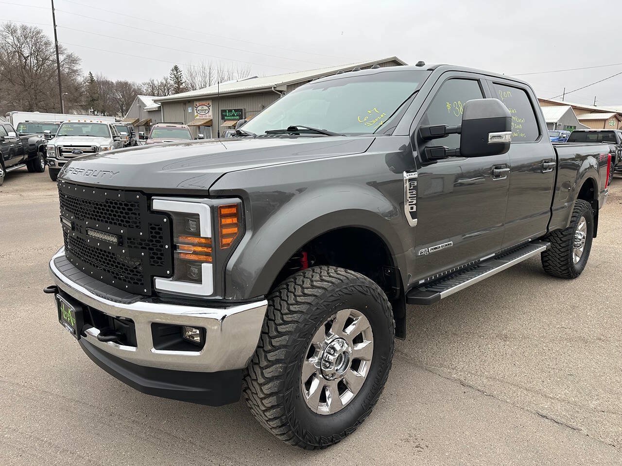 Used 2017 Ford F250 Lariat w/ FX4 Off-Road Package AWD/4WD image 9