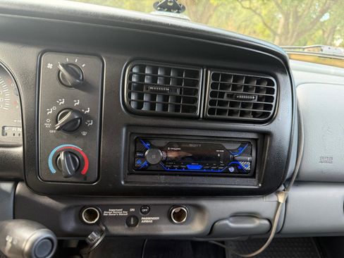 Used 1999 Dodge Dakota Sport RWD image 34